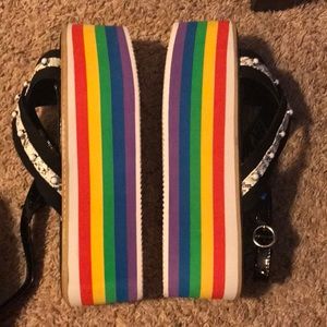 RAINBOW  Cape Robbin NEW PLATFORM